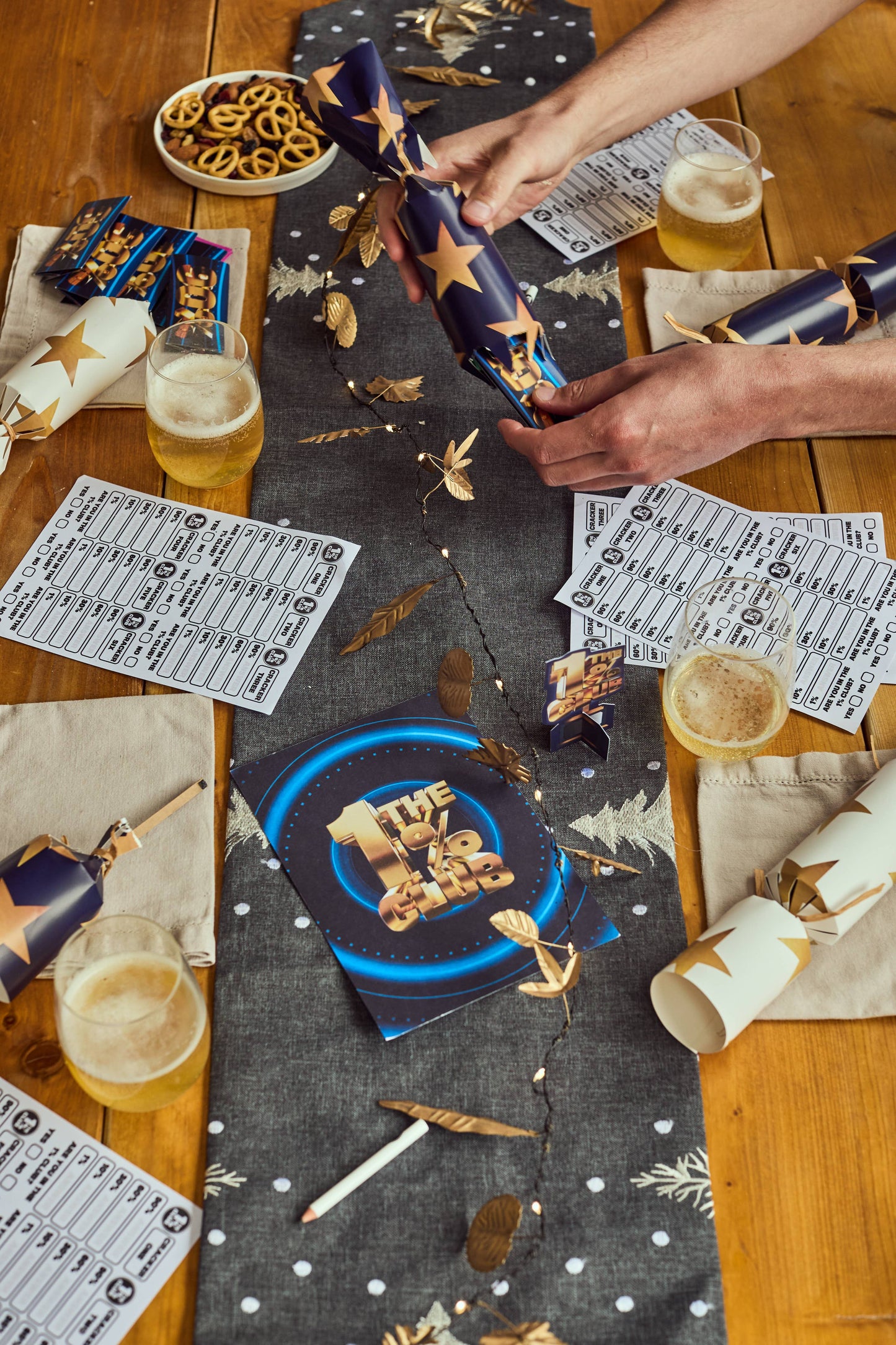 The 1% Club Christmas Crackers