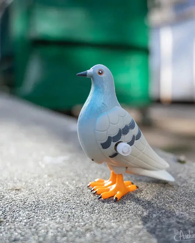 Perky Pigeon Wind Up Toy