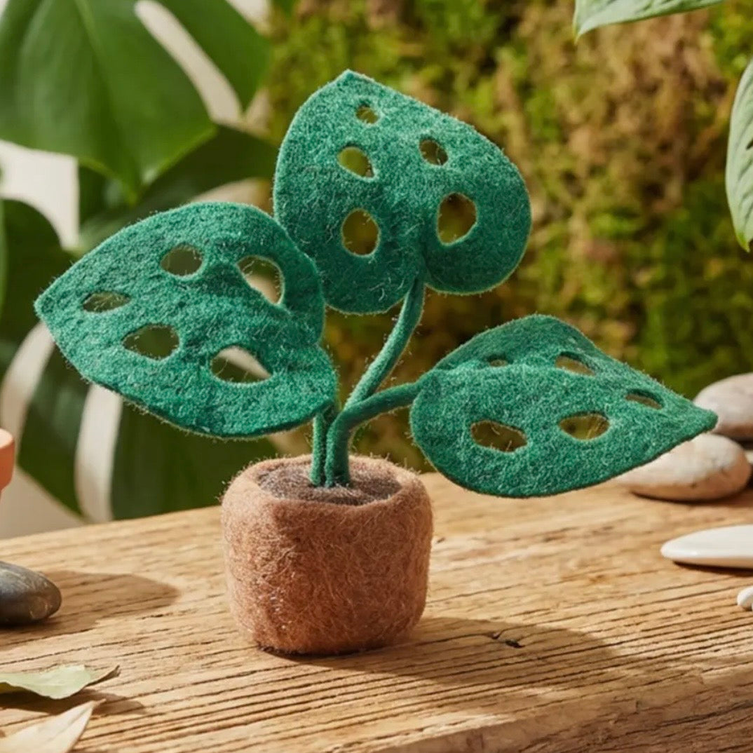 Handmade Felt Monstera Deliciosa Plant Standing Decoration