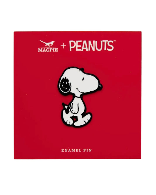 Peanuts Snoopy Pin